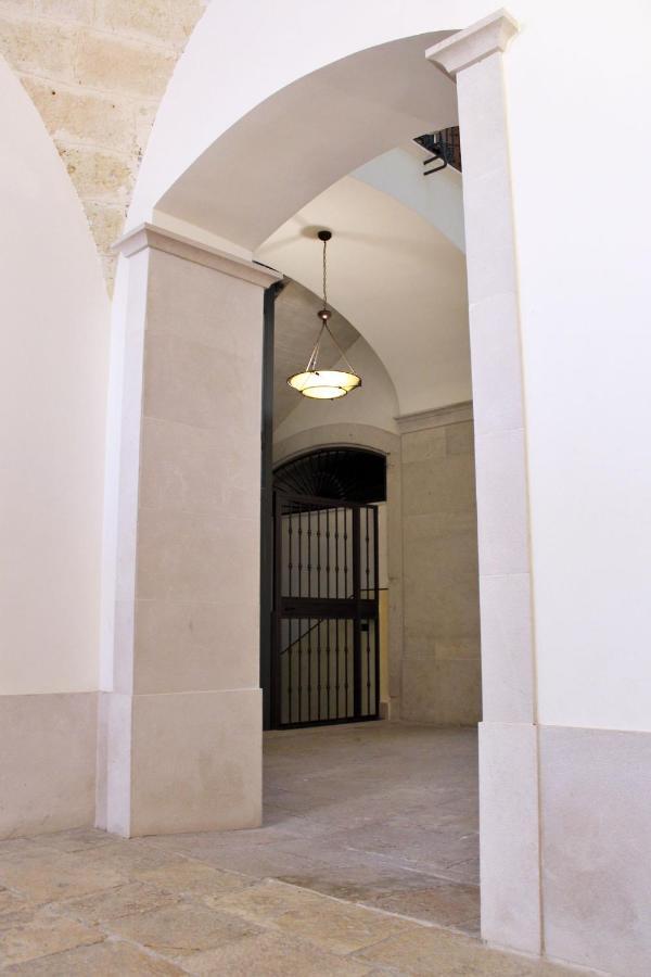 Bed and Breakfast Dimora De Brado Trani Zewnętrze zdjęcie