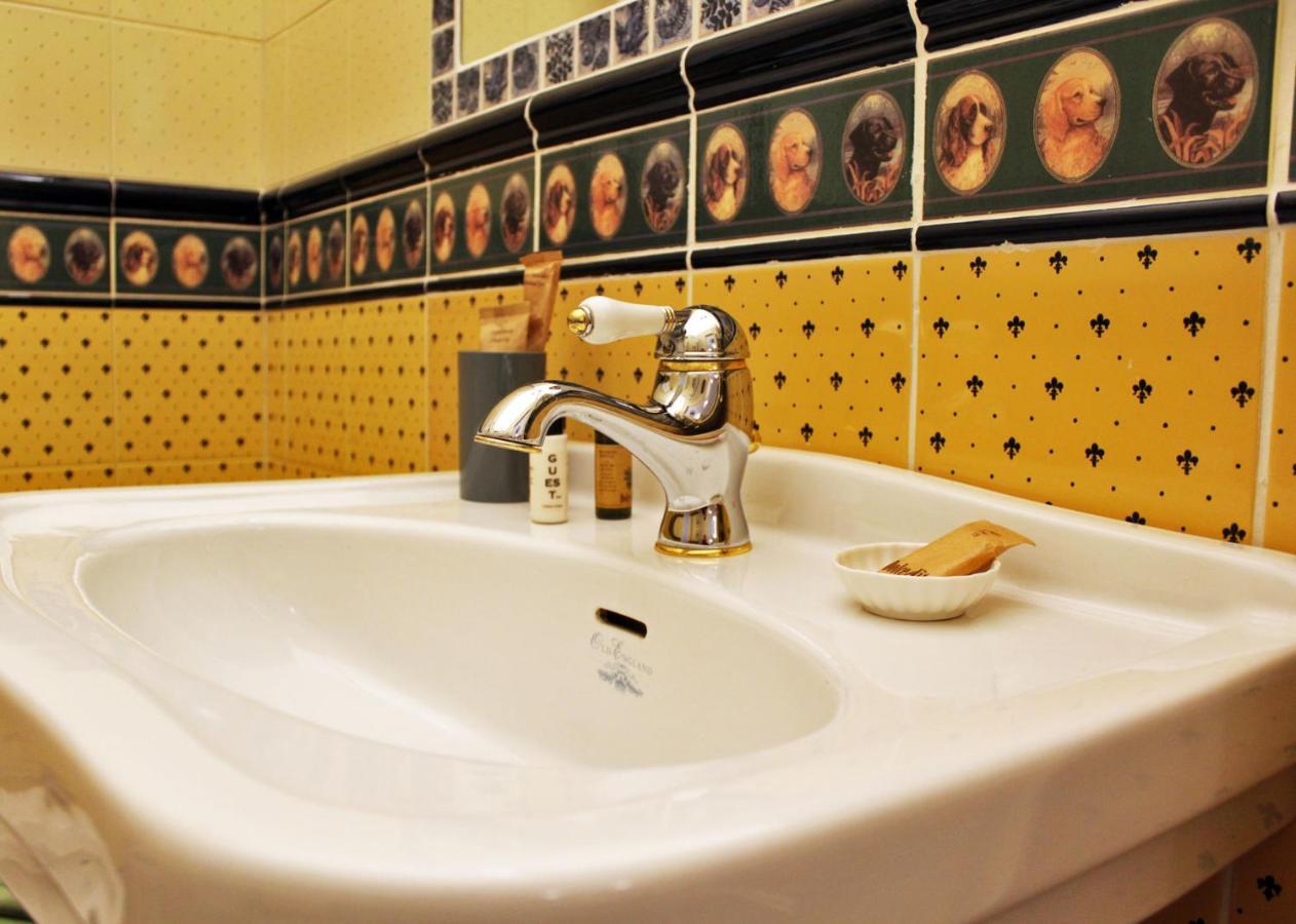 Bed and Breakfast Dimora De Brado Trani Zewnętrze zdjęcie