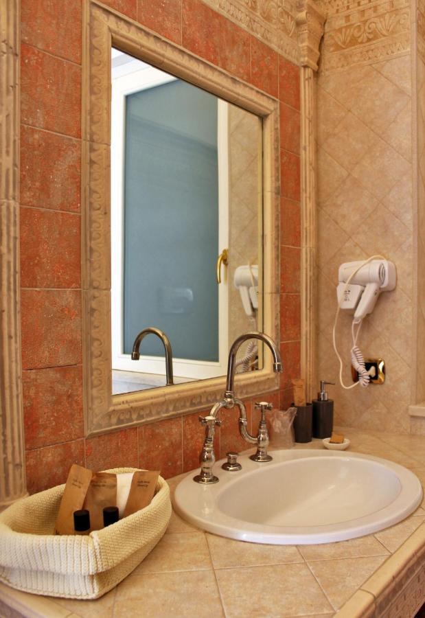 Bed and Breakfast Dimora De Brado Trani Zewnętrze zdjęcie